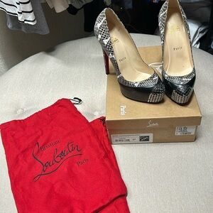Christian Louboutin Maggie size 37